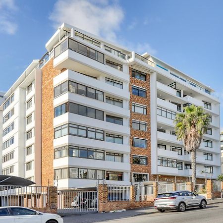 Backup-Powered Bantry Bay View 2 Bed Apartment Κέιπ Τάουν Εξωτερικό φωτογραφία