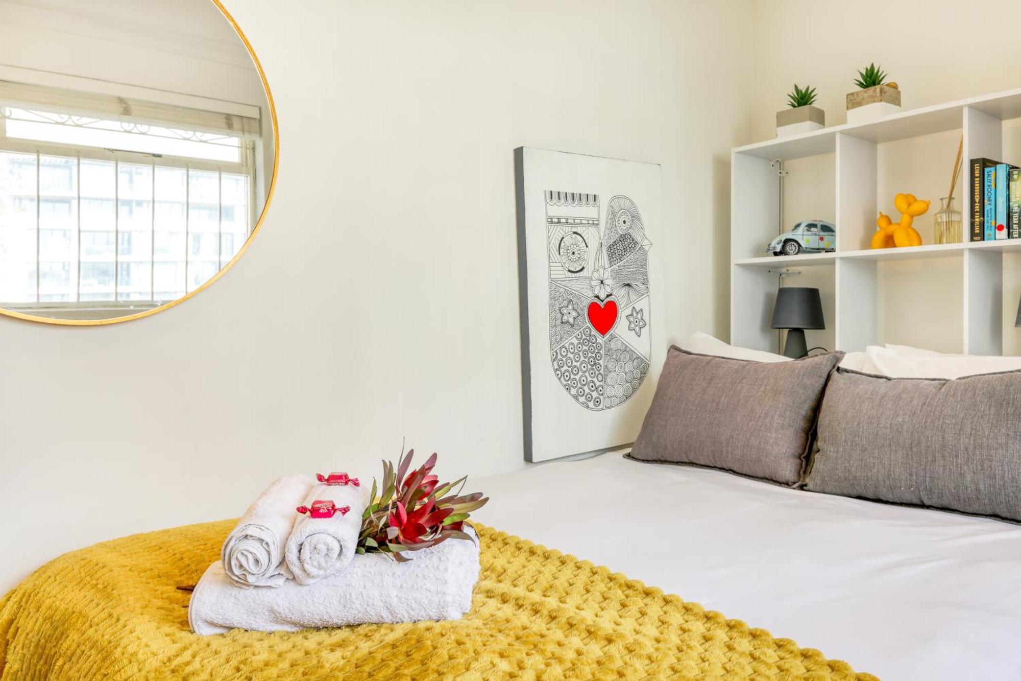 Backup-Powered Bantry Bay View 2 Bed Apartment Κέιπ Τάουν Εξωτερικό φωτογραφία