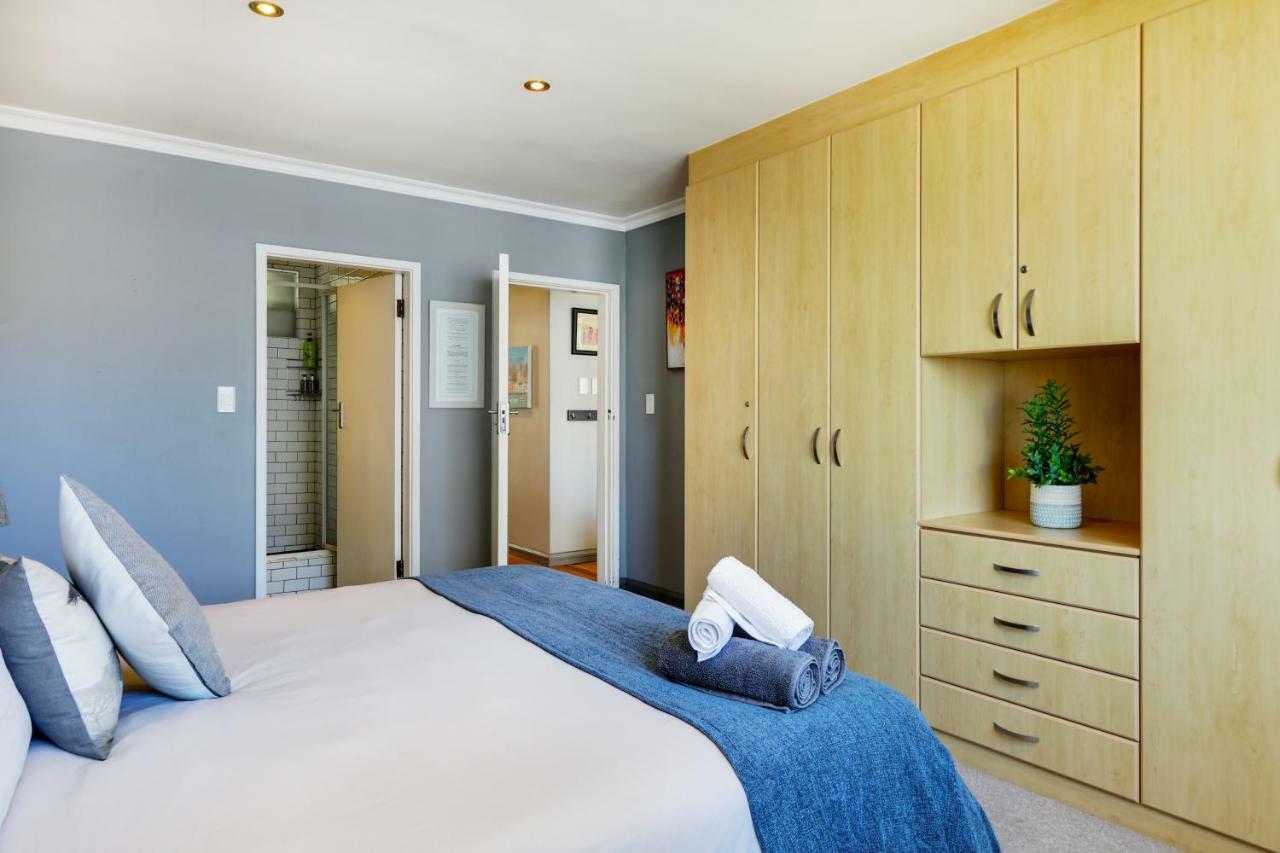 Backup-Powered Bantry Bay View 2 Bed Apartment Κέιπ Τάουν Εξωτερικό φωτογραφία