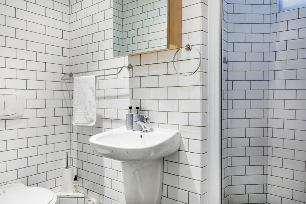 Backup-Powered Bantry Bay View 2 Bed Apartment Κέιπ Τάουν Εξωτερικό φωτογραφία